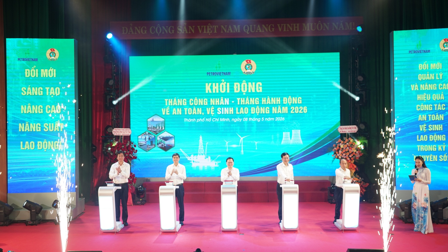 Tuyên dương NLĐ Petrovietnam tiêu biểu - Khởi động Tháng Công nhân, Tháng hành động về ATVSLĐ năm 2026